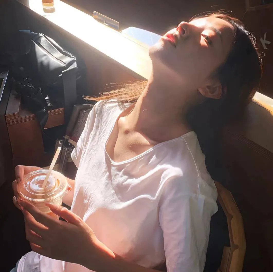 天蝎星升起